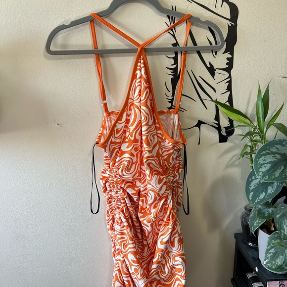 Forever 21 Ruched Dress - Picture 2 of 8